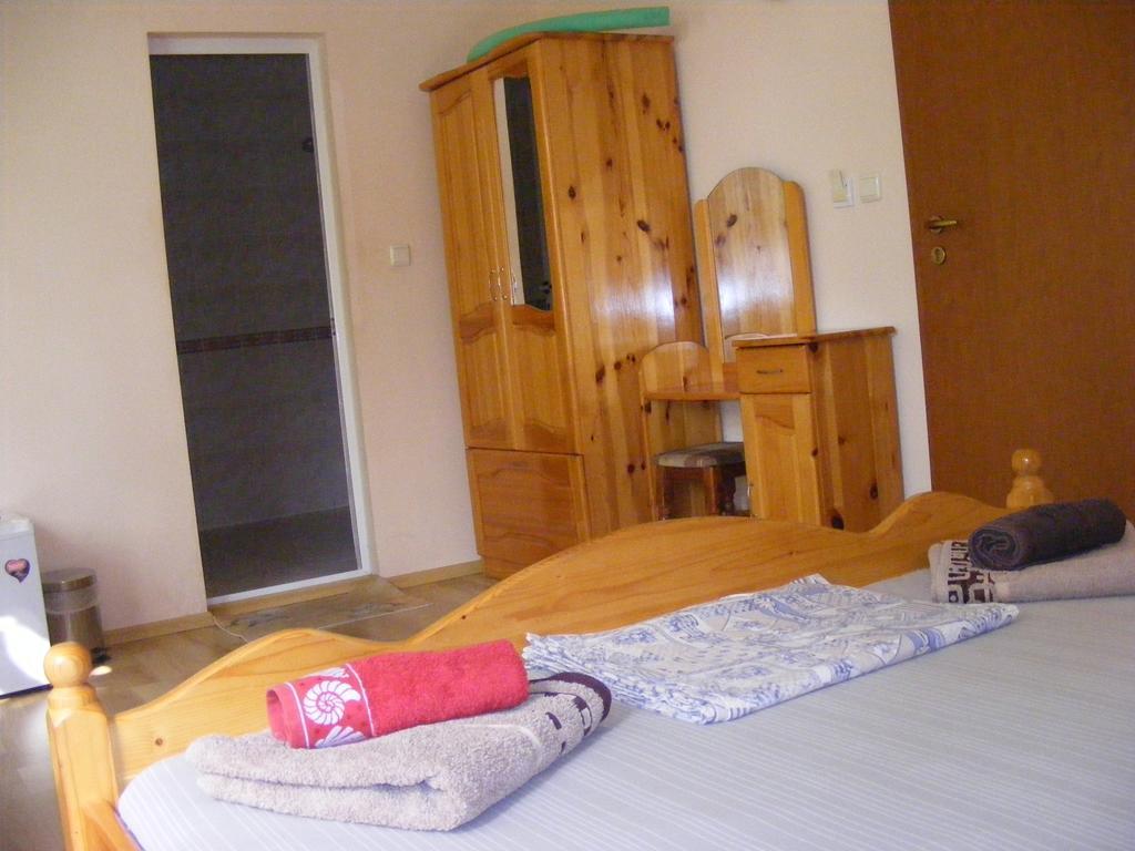 Guest House "Zora - Sarafovo" 부르가스 외부 사진